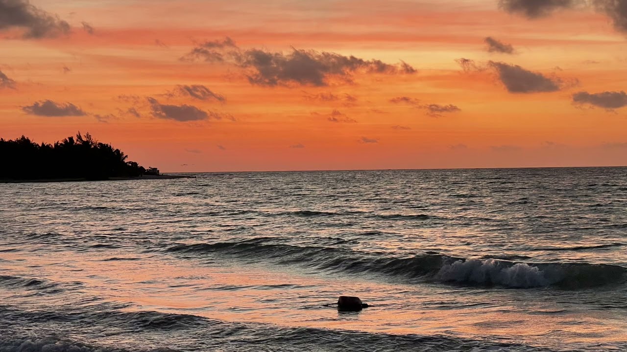 AMAZING RED SKY  | 4K Cinematic Frames | No Music - Background for TV