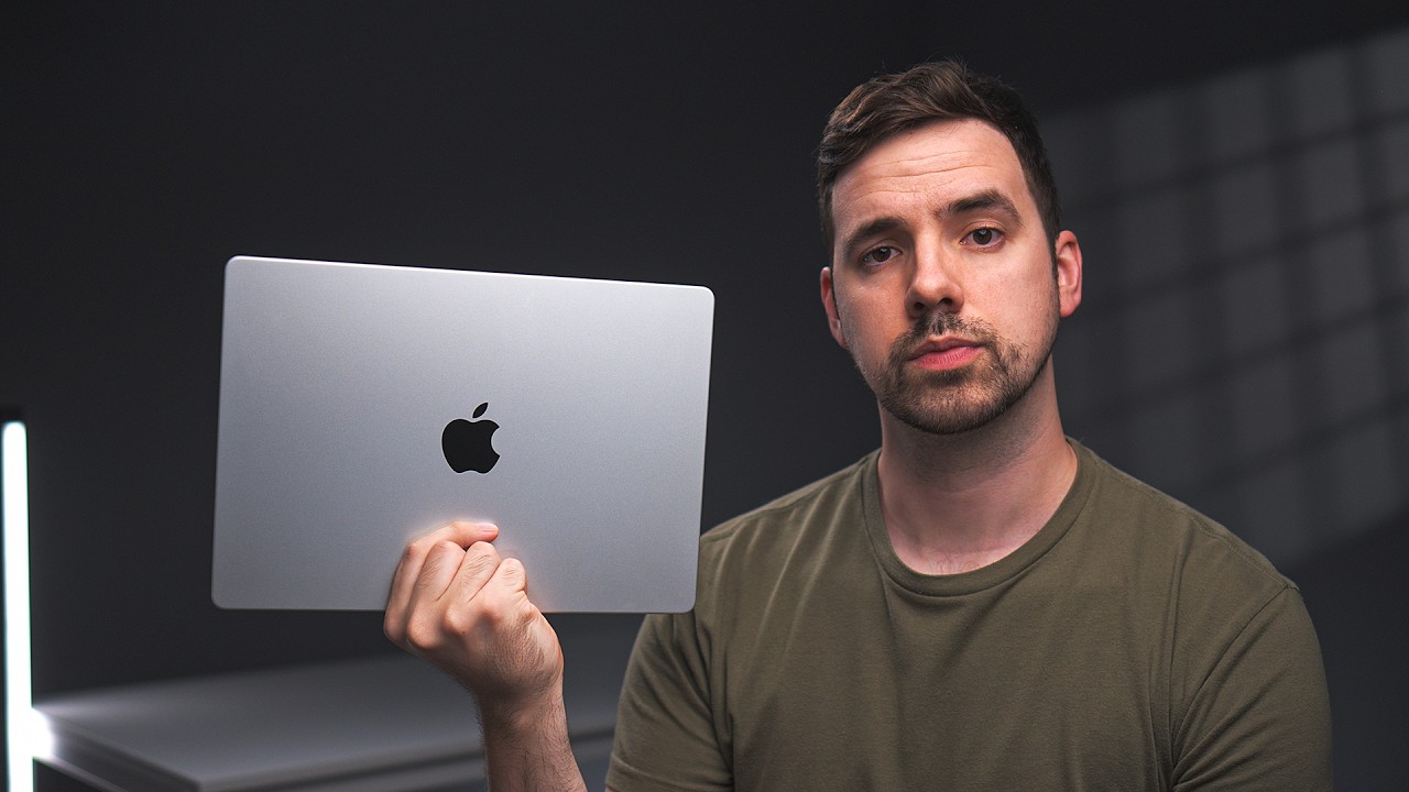 Which MacBook Should You Buy In 2025? (Buyer's Guide)