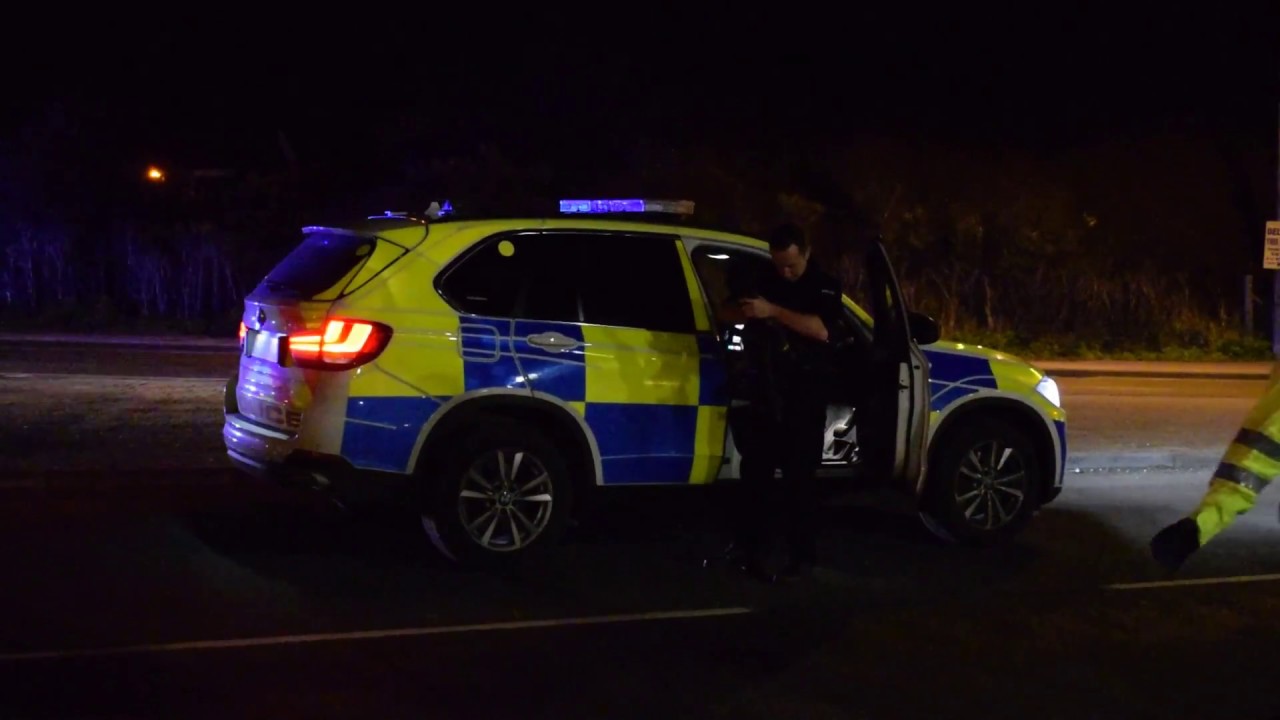 Sussex police / Armed Police at a Shooting in bexhill
