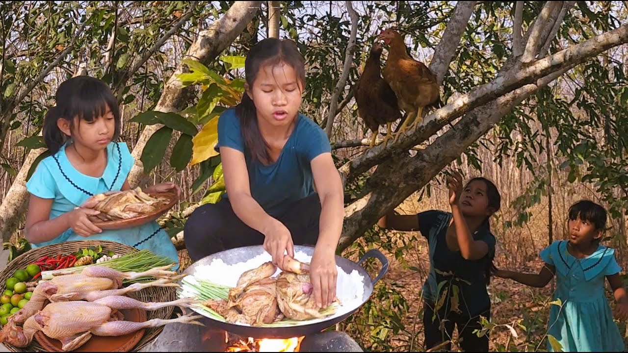 Catch chicken in dry forest- Steamed chicken with spice so delicious for lunch