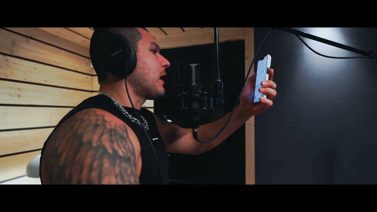 AMANDO - VAN DAMME (official Video)