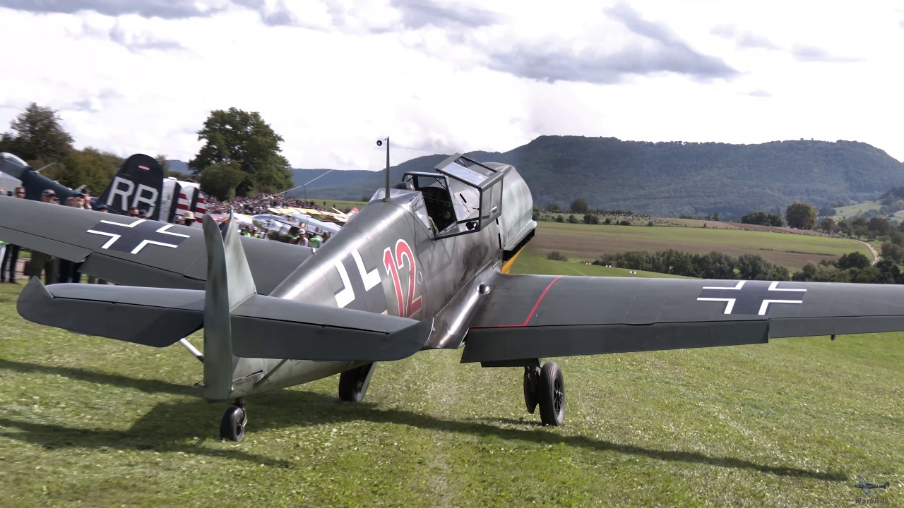 Hahnweide Airshow 2025: Messerschmitt Bf-109, Focke Wulf Fw190, P-38 Lightning, P-51D and many more.