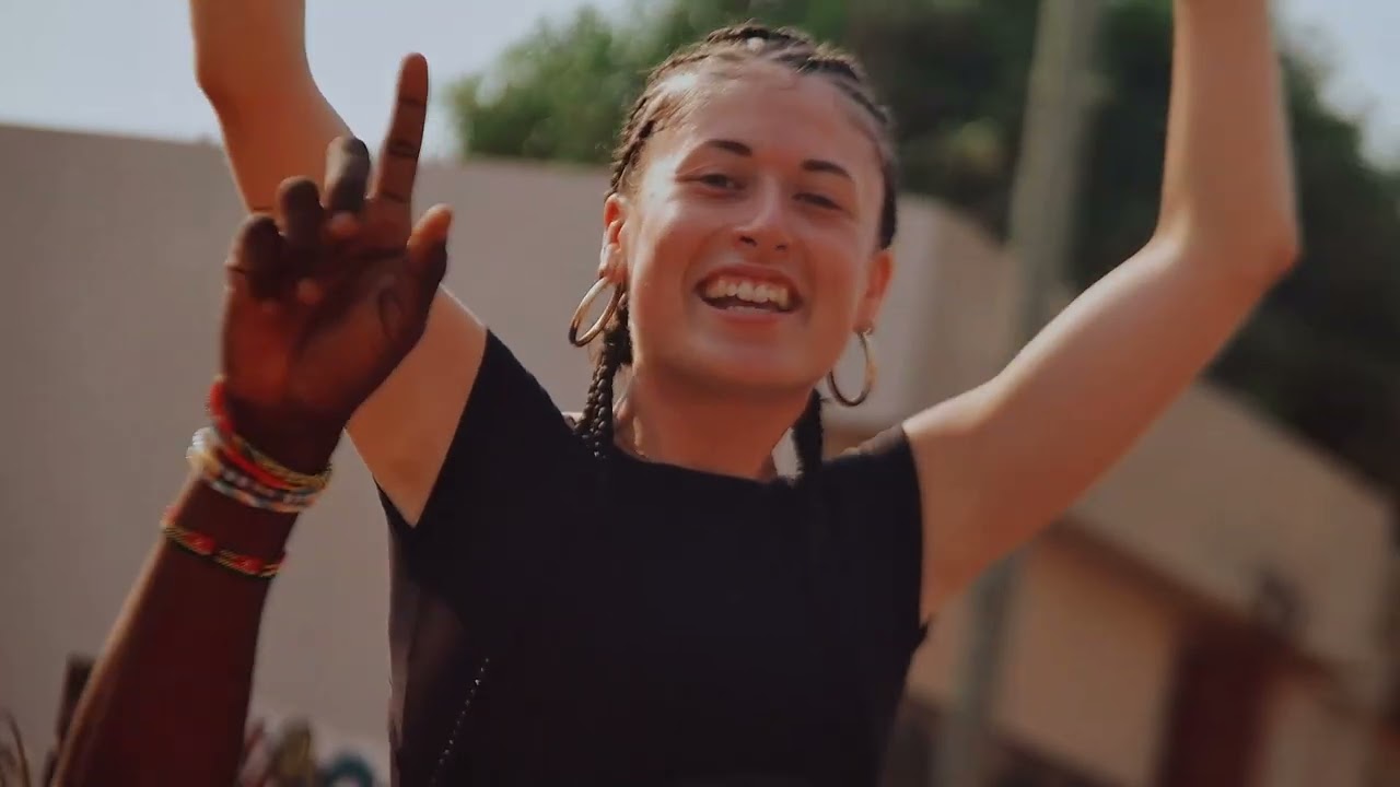 Kafif Arc en Ciel feat Les Dadavi - C'EST CHEZ MOI