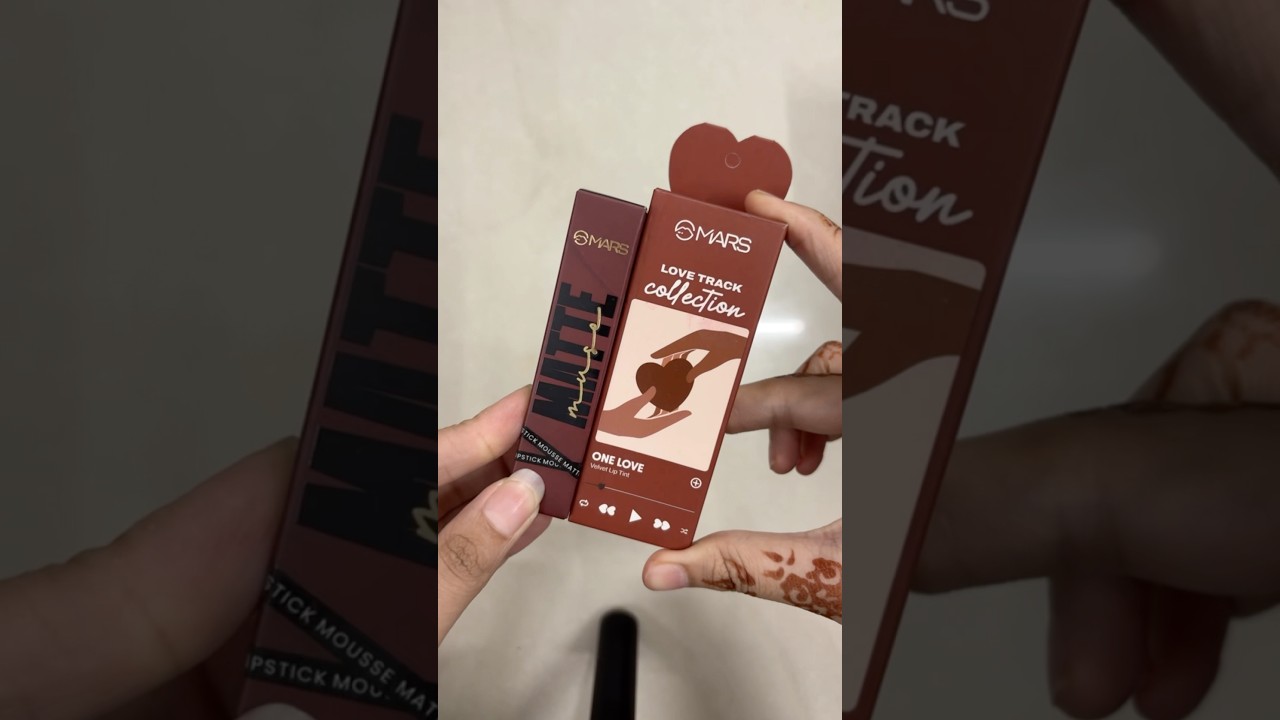 Mars Lip Mousse & Velvet Lip Tint