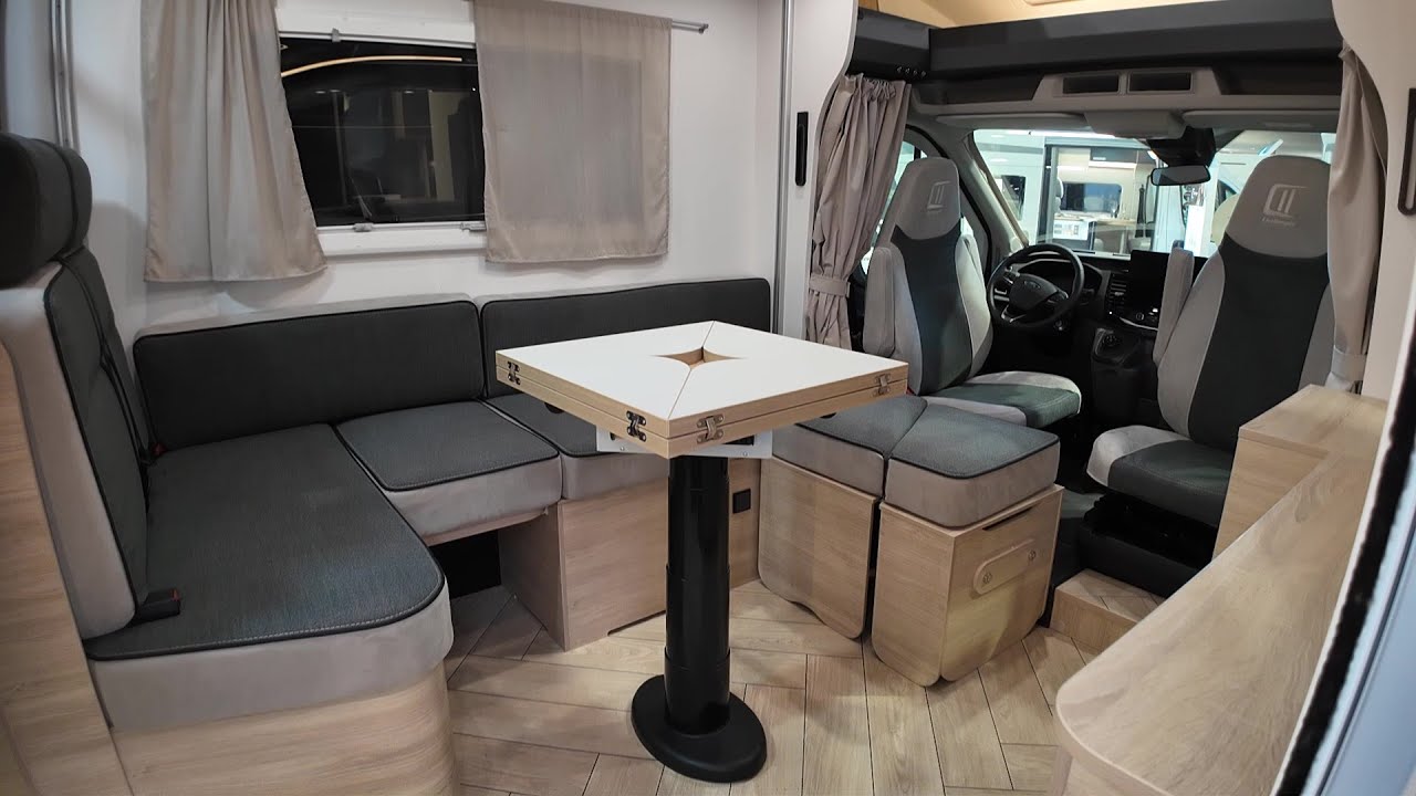 Challenger 240 camper 2025 (76.800€)
