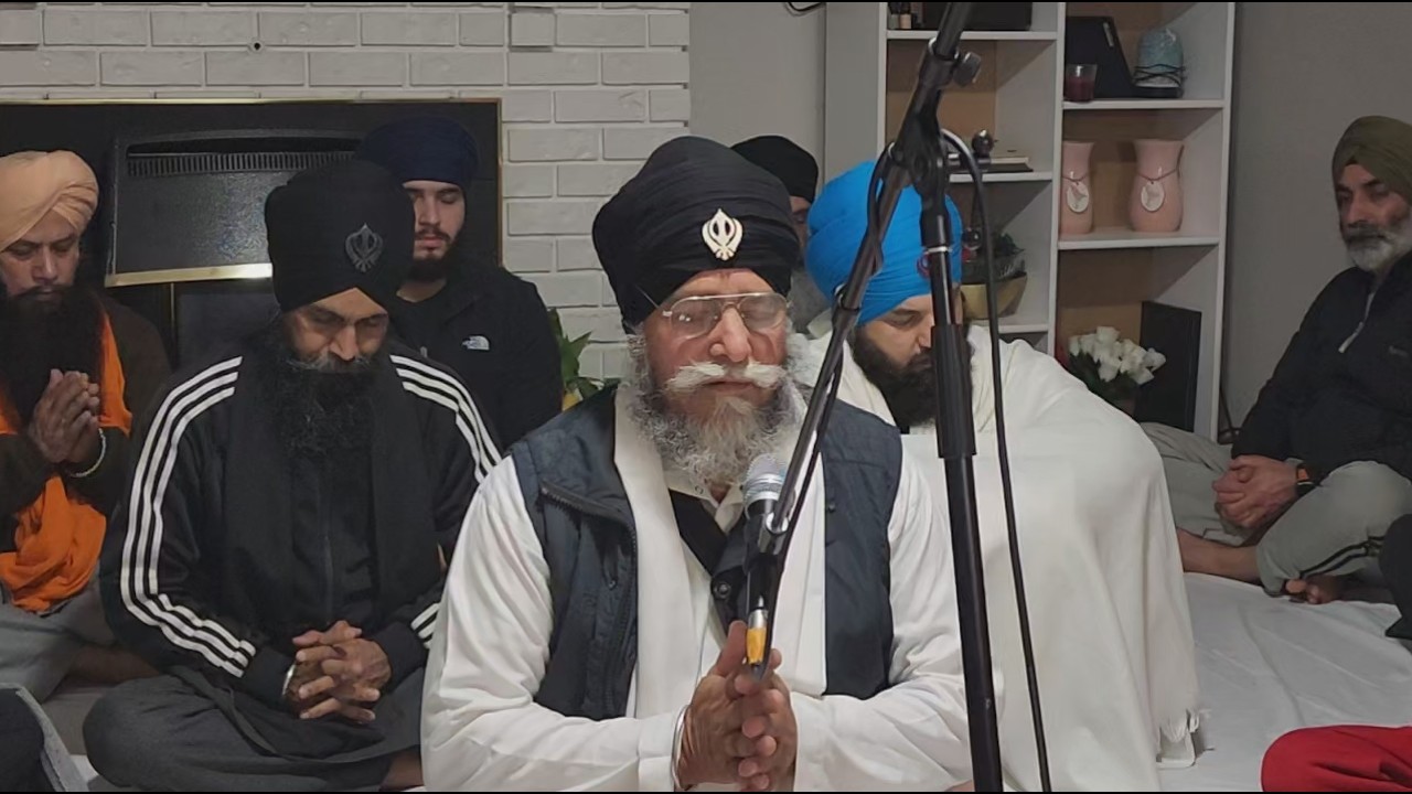01 ਗੋਬਿੰਦ ਗੋਬਿੰਦ ਕਰਿ ਹਾਂ Gobindh Gobindh Kar Haan Bhai Sukhwinder Singh JI