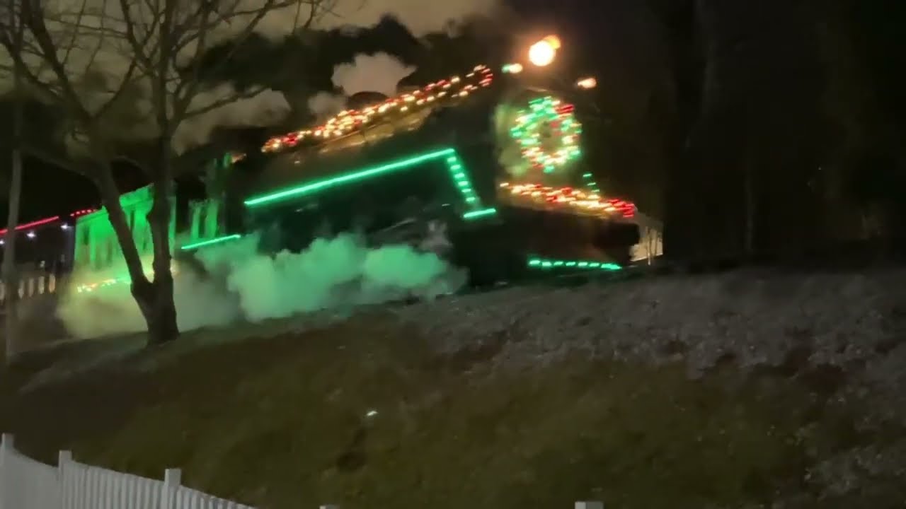 Dollywood Smoky Mountain Christmas : Dollywood Express Edition