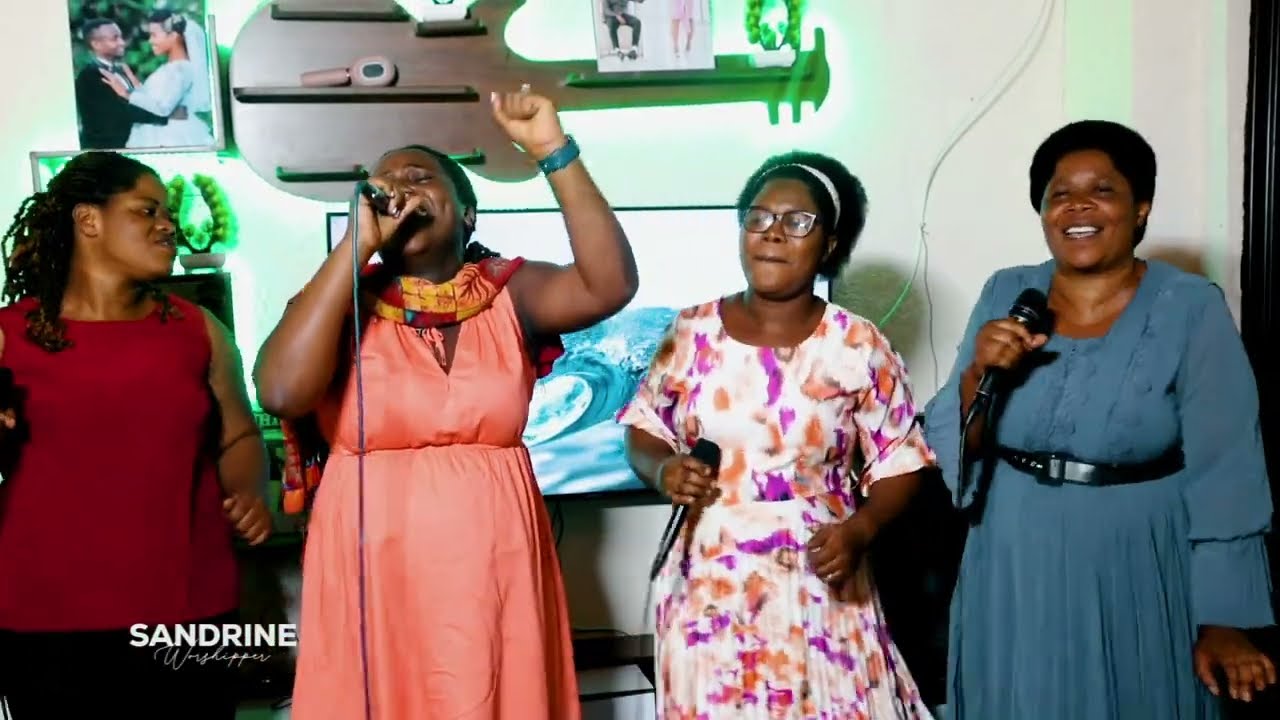 GUSENGA, ARACYARIHO YESU|| SANDRINE🥰 AGARUKANYE N'UMURYANGO WE BURYA IMPANO YOKURIRIMB IFITE AHO IVA
