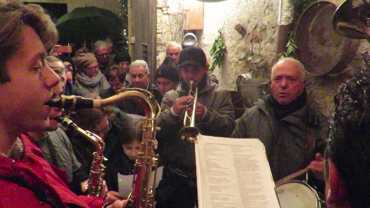 Presepe Meccanico via bellini 2016 canto antico '' Betlemme''