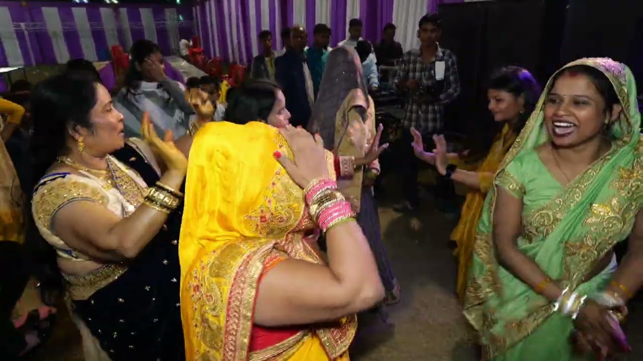Albele Taange Wale 😂 | Best Funny Dance | Viral Wedding Dance|| comedy || haryanvi