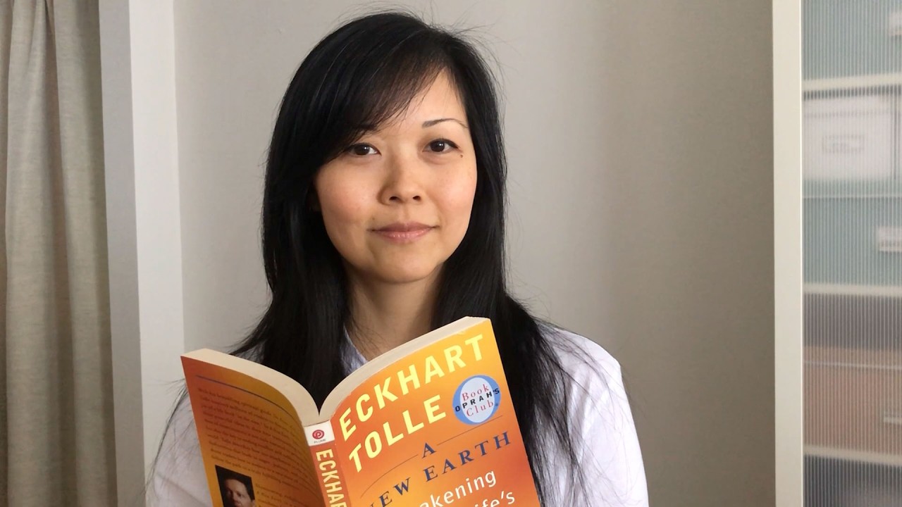 a new earth by eckhart tolle | what i learned from consuming less