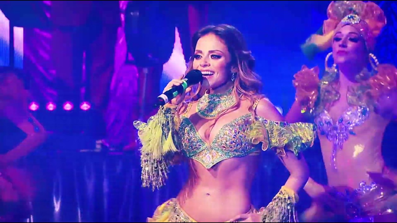 Homenaje Celia Cruz  (María Fernanda) (En vivo) Auditorio Nacional Sonora Santanera