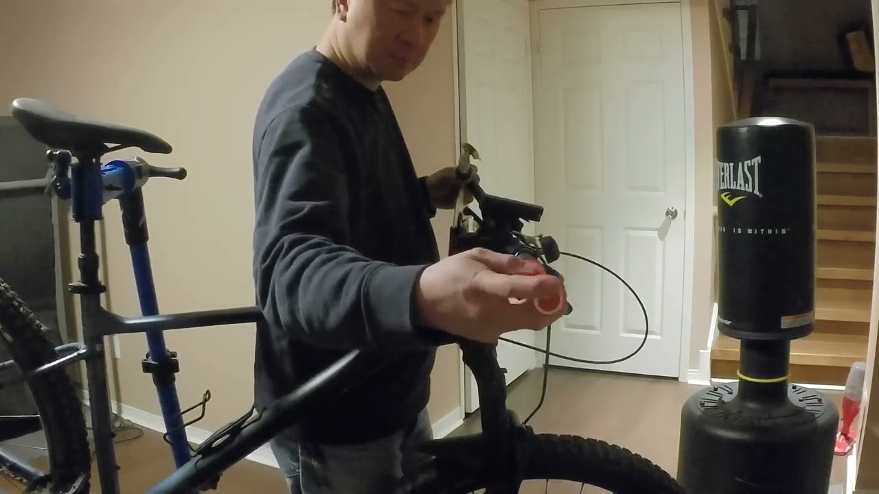 Installing Ergon GA2 grips