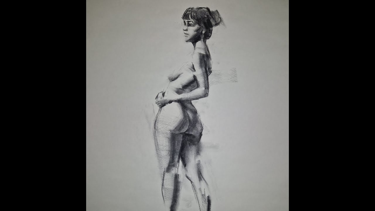 Эскиз фигуры углем — видеоурок с комментариями.