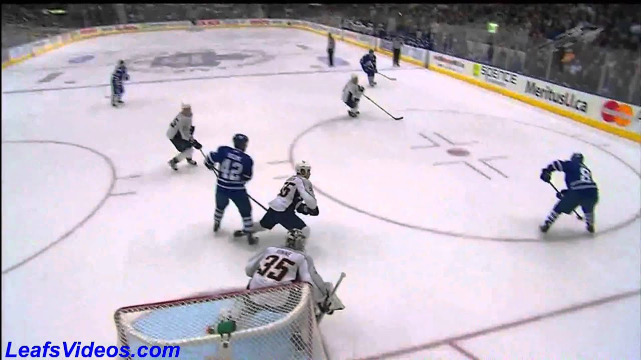Predators @ Maple Leafs - Kris Versteeg Scores - 101116