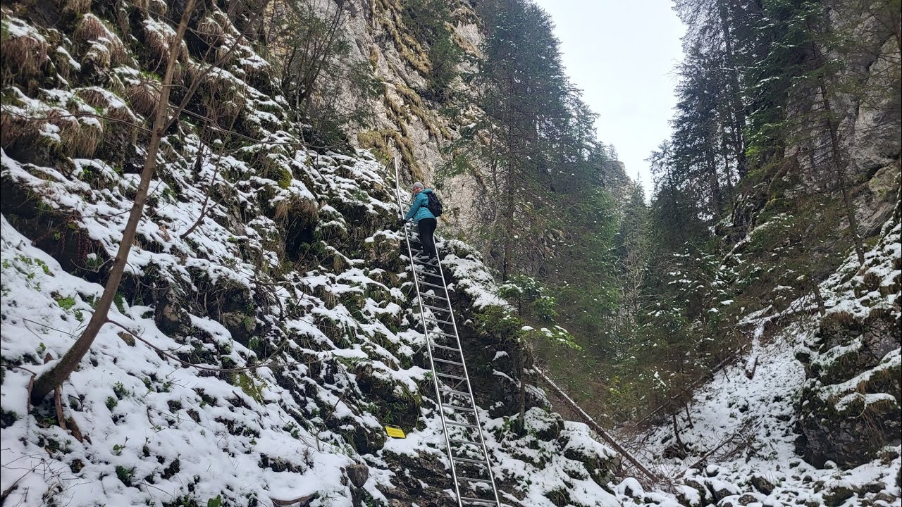 WĄWÓZ KRAKÓW dolina kościeliska TATRY  smocza jama DRABINA i ŁAŃCUCHY z żoną na podróżach!!!