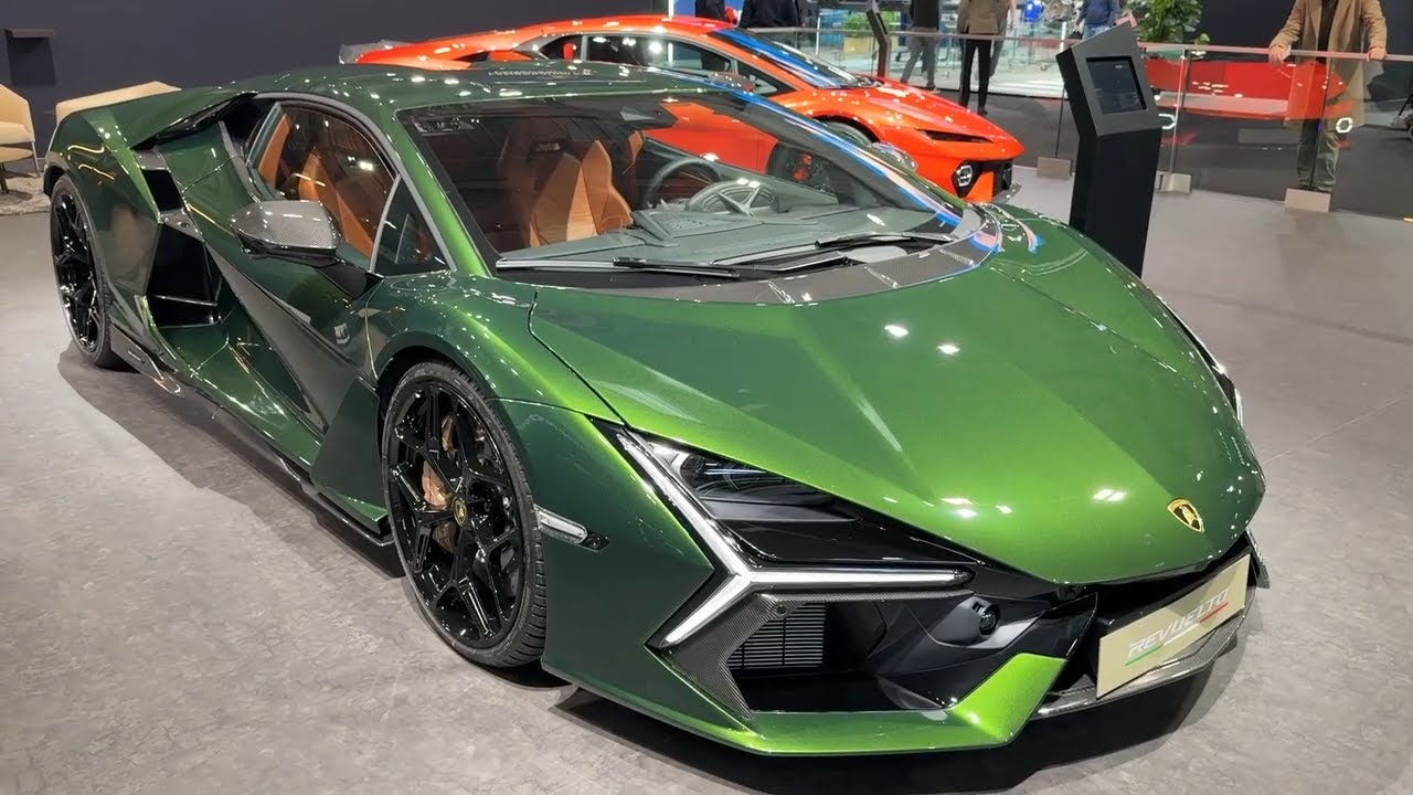 New Lamborghini Revuelto (2026) – The 1015 HP V12 Hybrid Monster! | Walkaround Brussels Motor Show