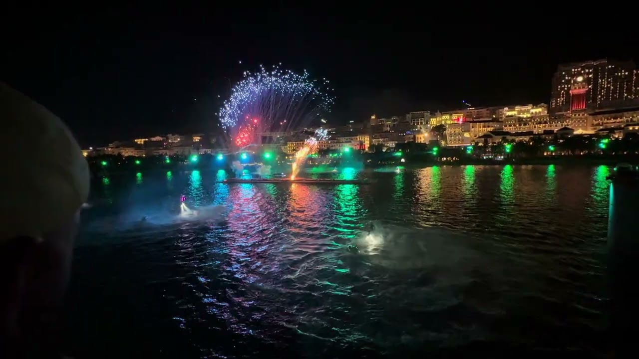 Phu Quoc - Symphony of the sea show