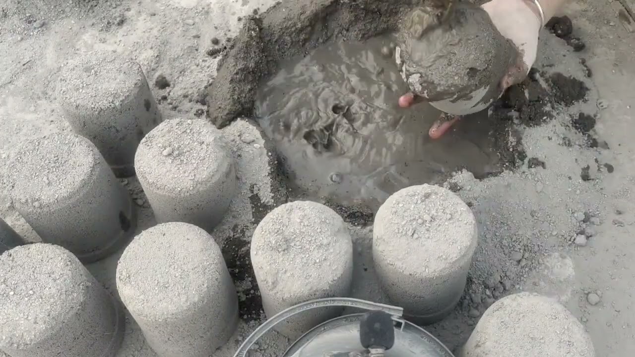 Asmr - dry and water 💦 floor crumbling