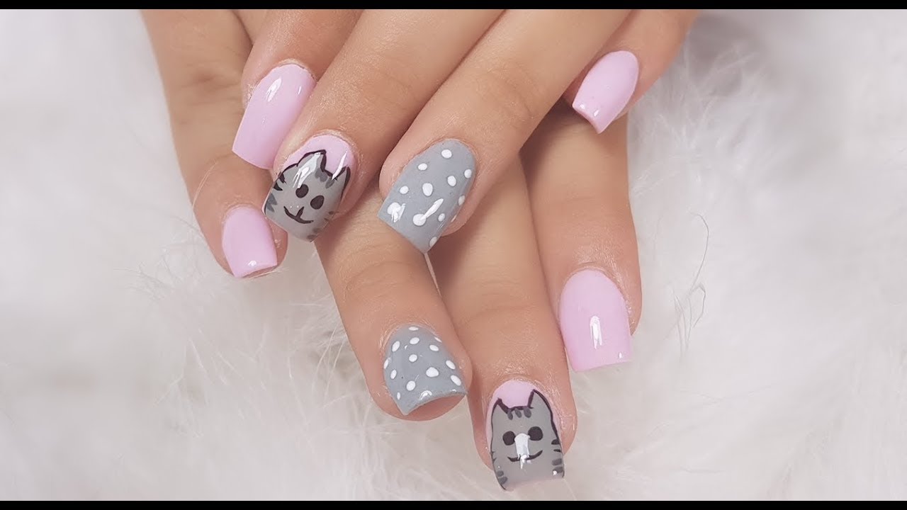 Uñas para niñas con diseño en gel.