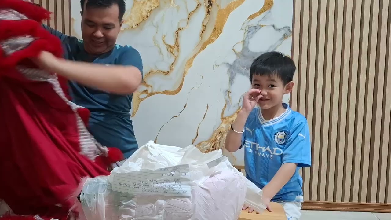 UNBOXING KOSTUM BARONGSAI