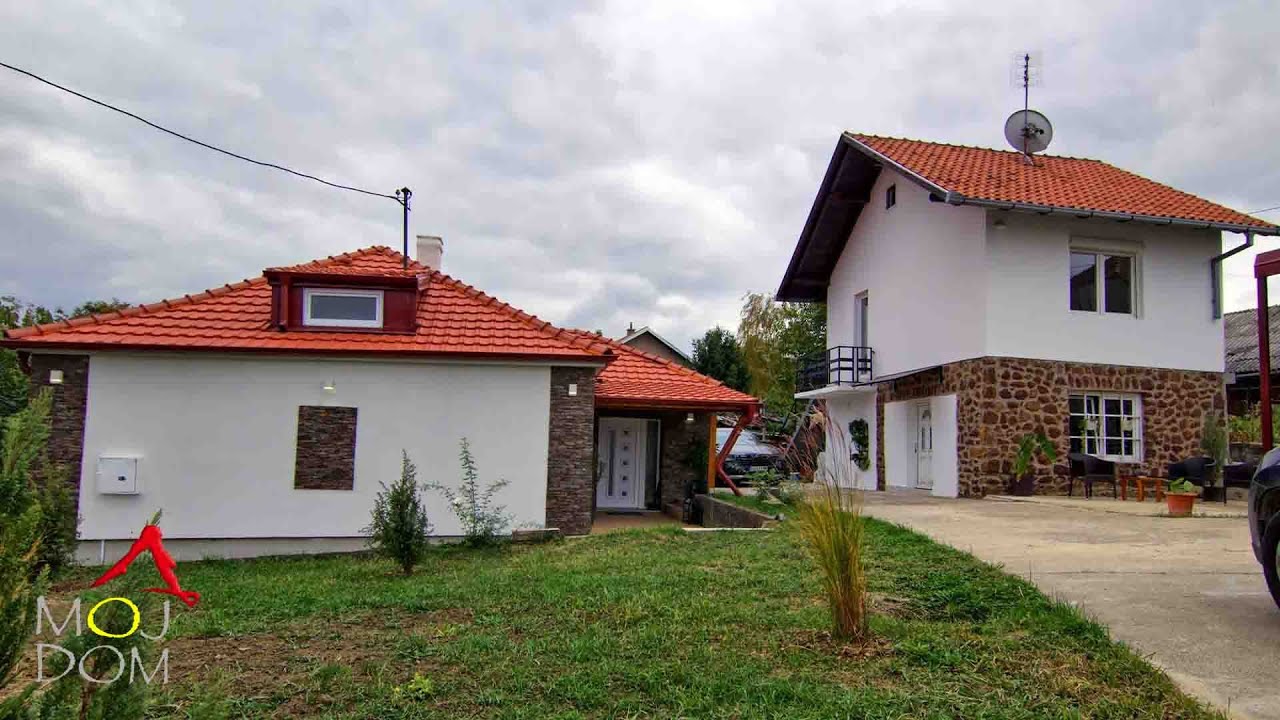 Na prodaju dve kuće na istom placu!