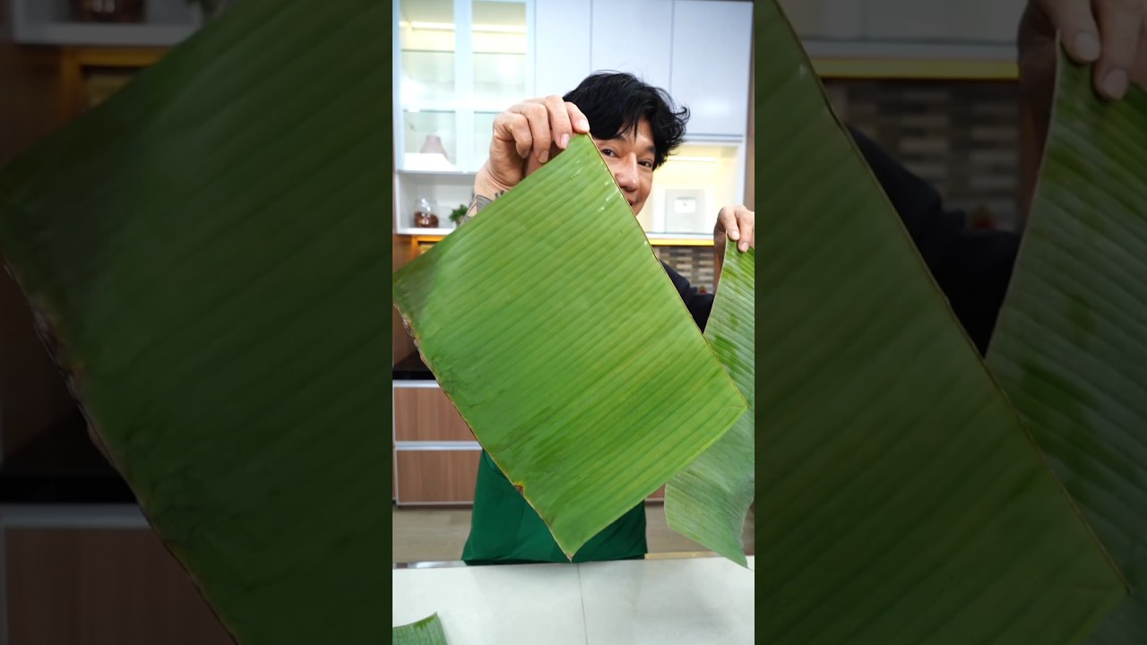 Tips Bersihkan Daun Pisang #shorts #tips #tipsandtricks #bersihkan #daunpisang