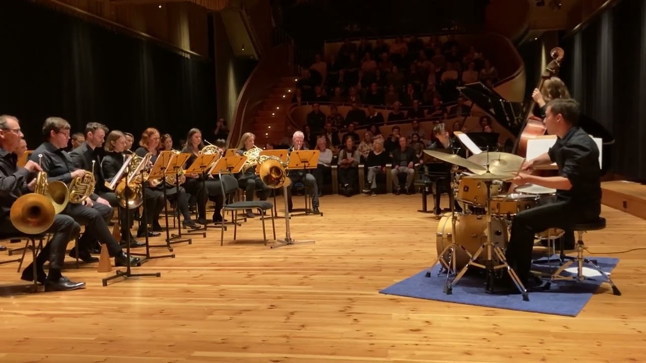 Caravan - French horn ensemble feat. Adam Jonströmer, Sigrid Vahlin, Leonard Porath Wahlund