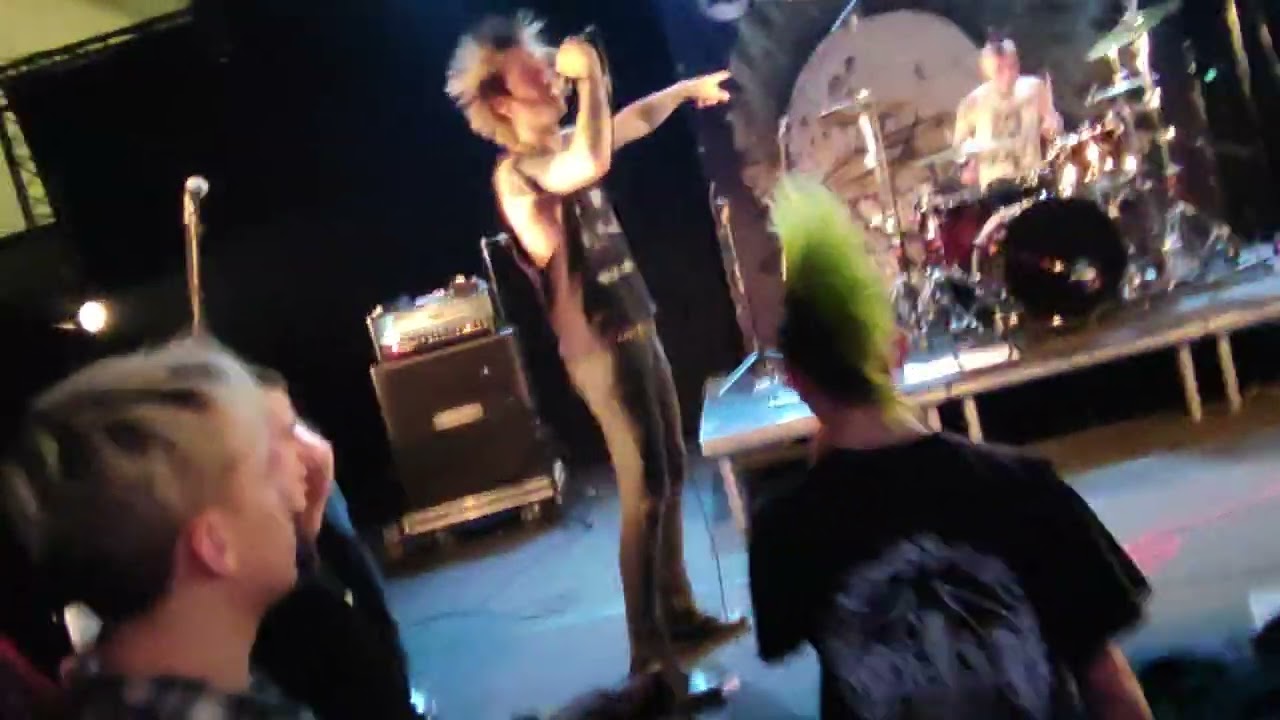 BREAKOUT  - Daily Disarray  - 02/25/23  au Ground Control Paris 🤘☠️