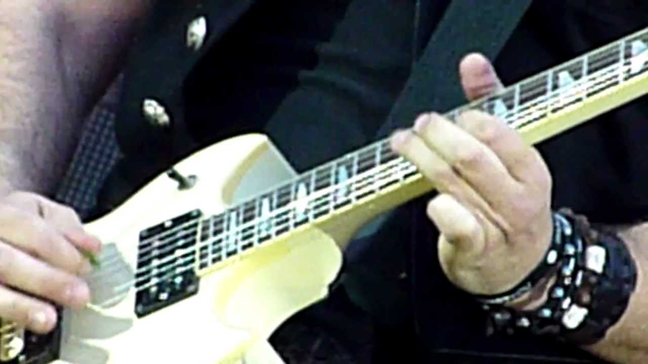 Bon Jovi - Keep The Faith / Let Me Entertain You (Live - Etihad Stadium, Manchester UK, June 2013)
