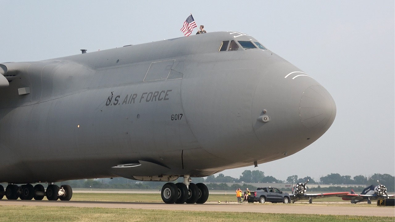 Oshkosh Sunday Highlights 2026: Massive Military Arrivals
