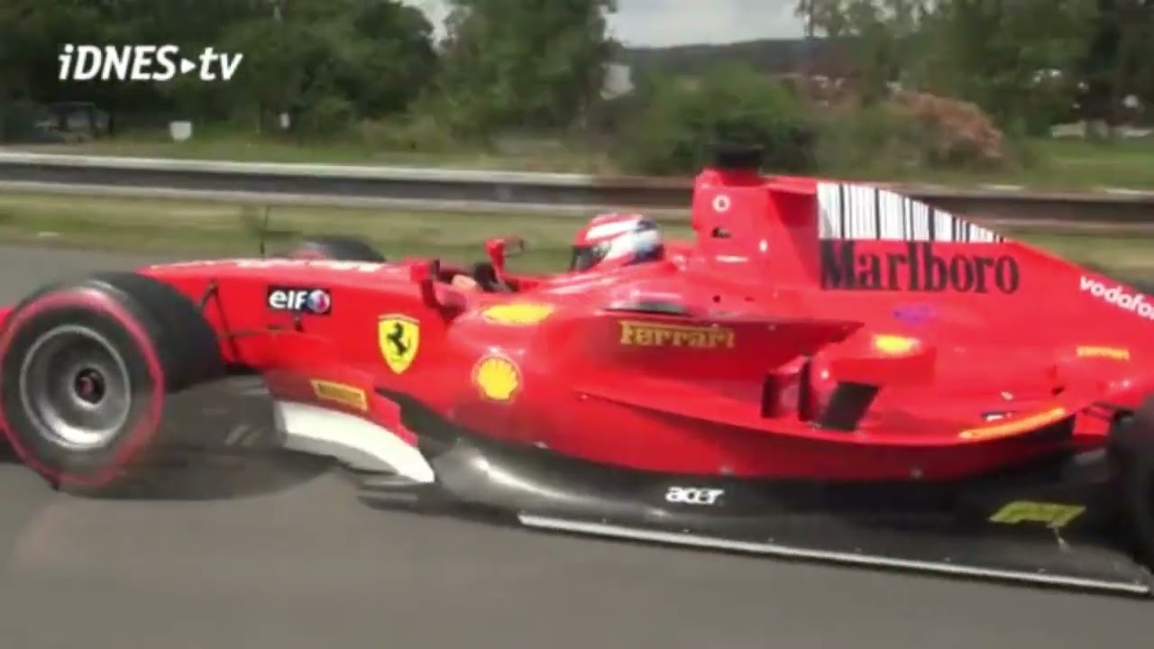 Dallara GP2 de 2008 circulando en Autobahn de Rep&uacute;blica Checa [Captado en 2022 y 2019]