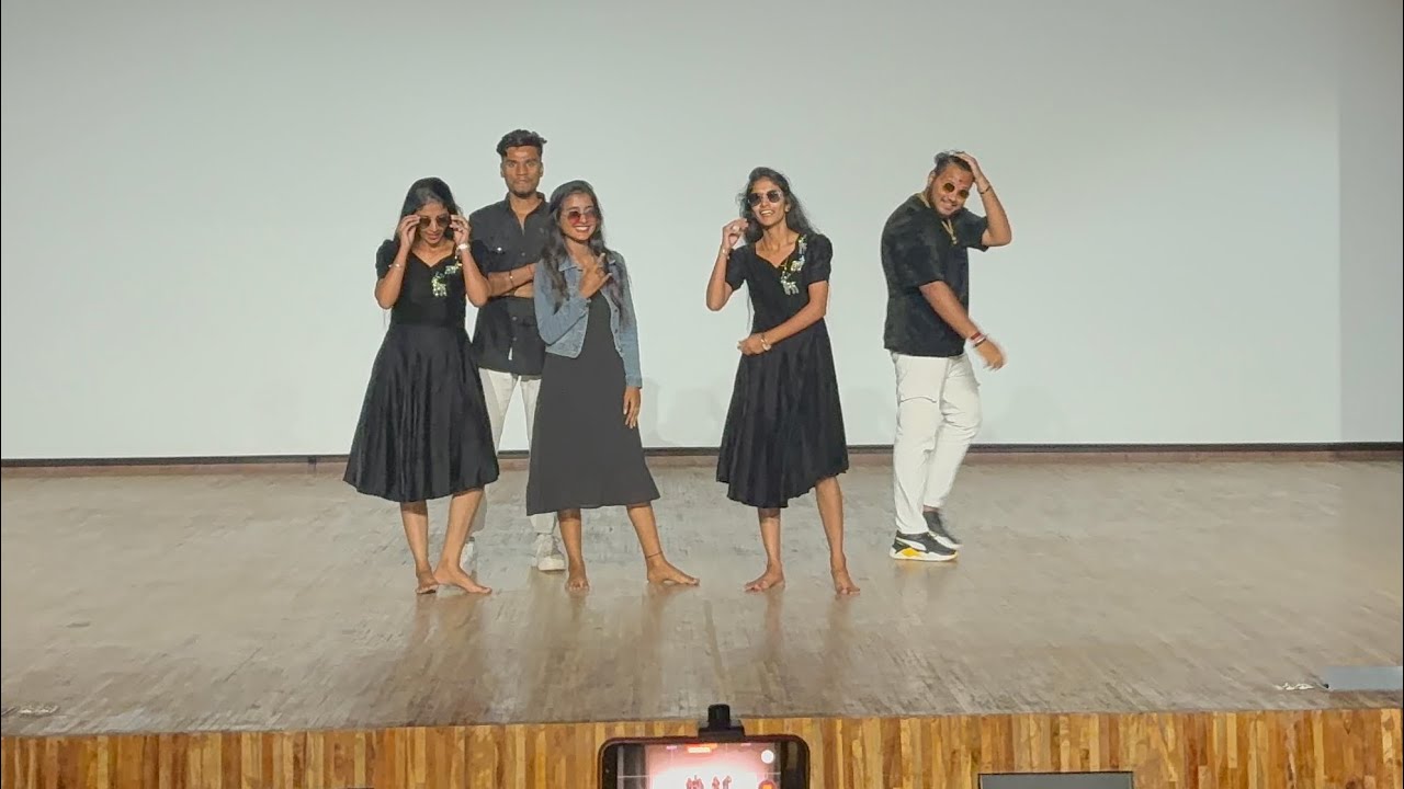 Freshers’2025🥵💃🏼❤️‍🔥 #manohari #manasilayo #cococola #dimakkarabb #chinadovaypupedhadhovaypu #bhubha