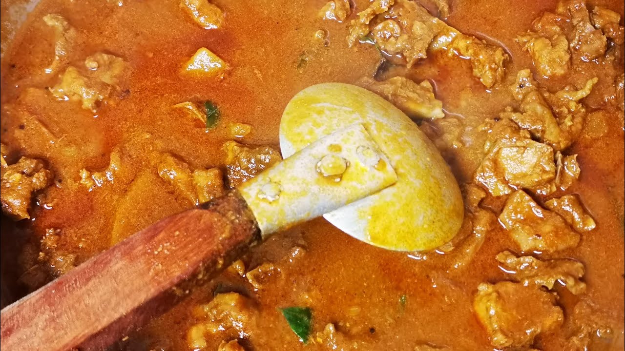 Chicken Curry Tutorial in Tamil with English Subtitles | சிக்கன் குழம்பு