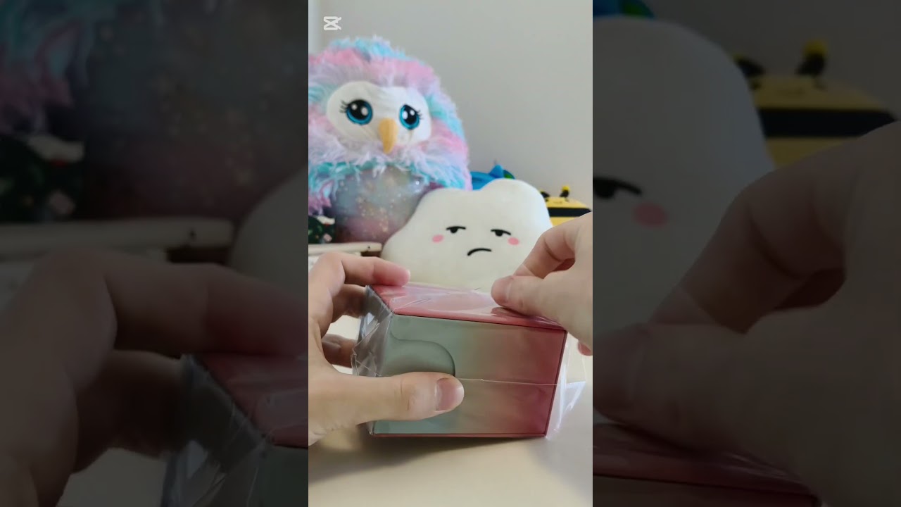 Simplified Chinese Pokemon Surprise Metal Deck Box Opening