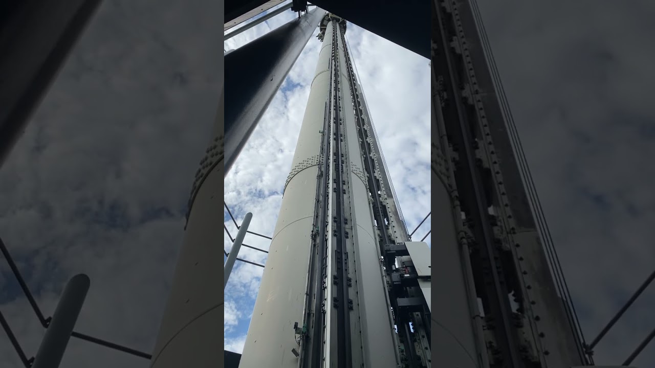 Free Fall Tower im Holiday Park/Plopsaland Deutschland #holidaypark #freefalltower #plopsa #intamin