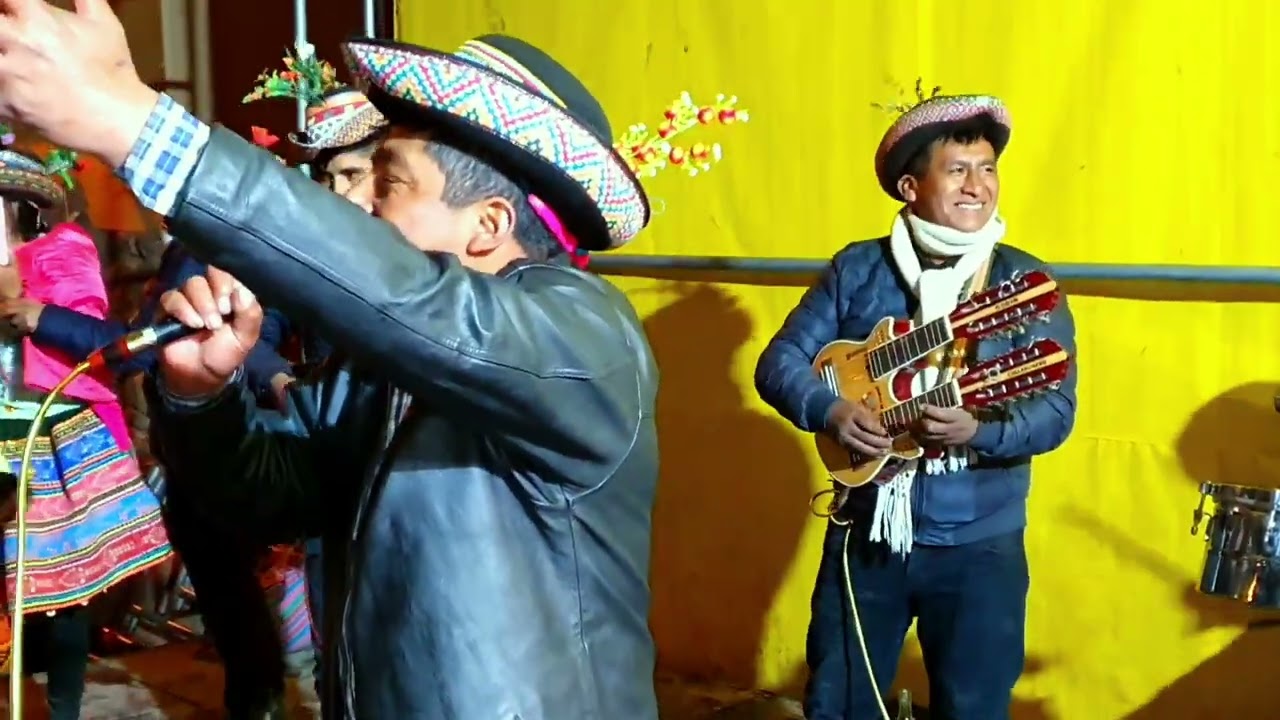 CÉSAR YUPA EN CONCIERTO EN CENTRO POBLADO DE TOMANGA
