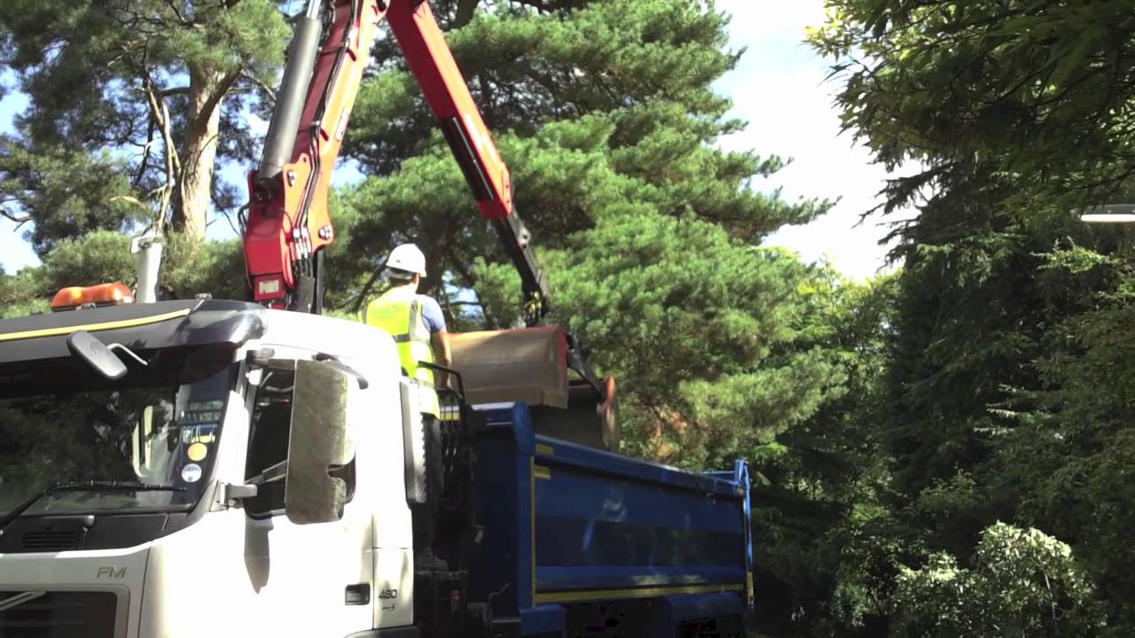 Volvo Grab Tipper Loading Green Waste