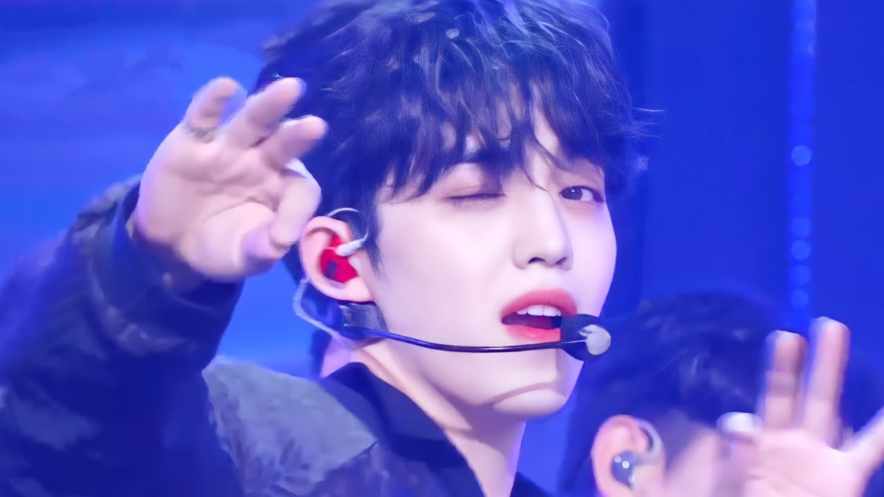 세븐틴(SEVENTEEN) - Rock with you (13Member ver.) 교차편집(Stage Mix)