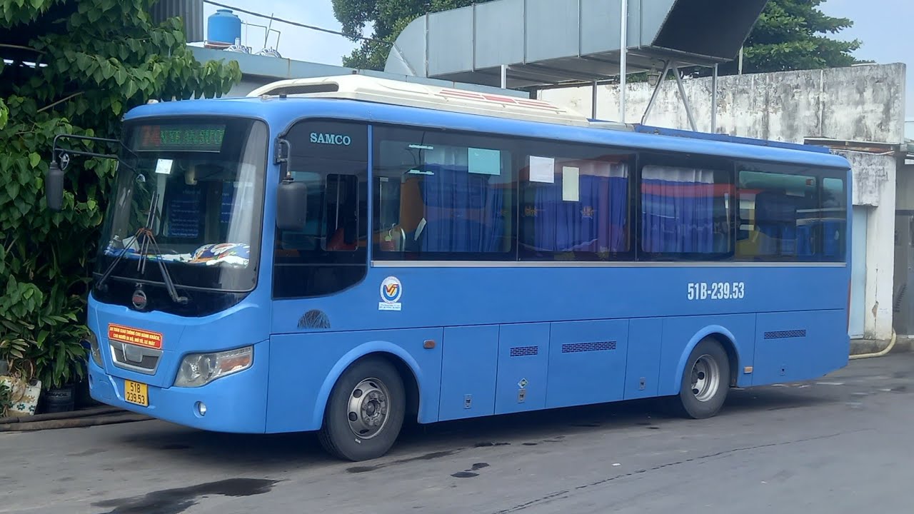 Xe buýt 74 hành trình đi trên Quốc Lộ 22 từ Quận 12 sang Huyện Củ Chi