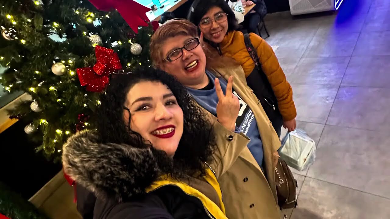 Quitando el último nacimiento 🎄mas regalitos de reyes 🎁y cumpleaños de Leslie y Yary🥳
