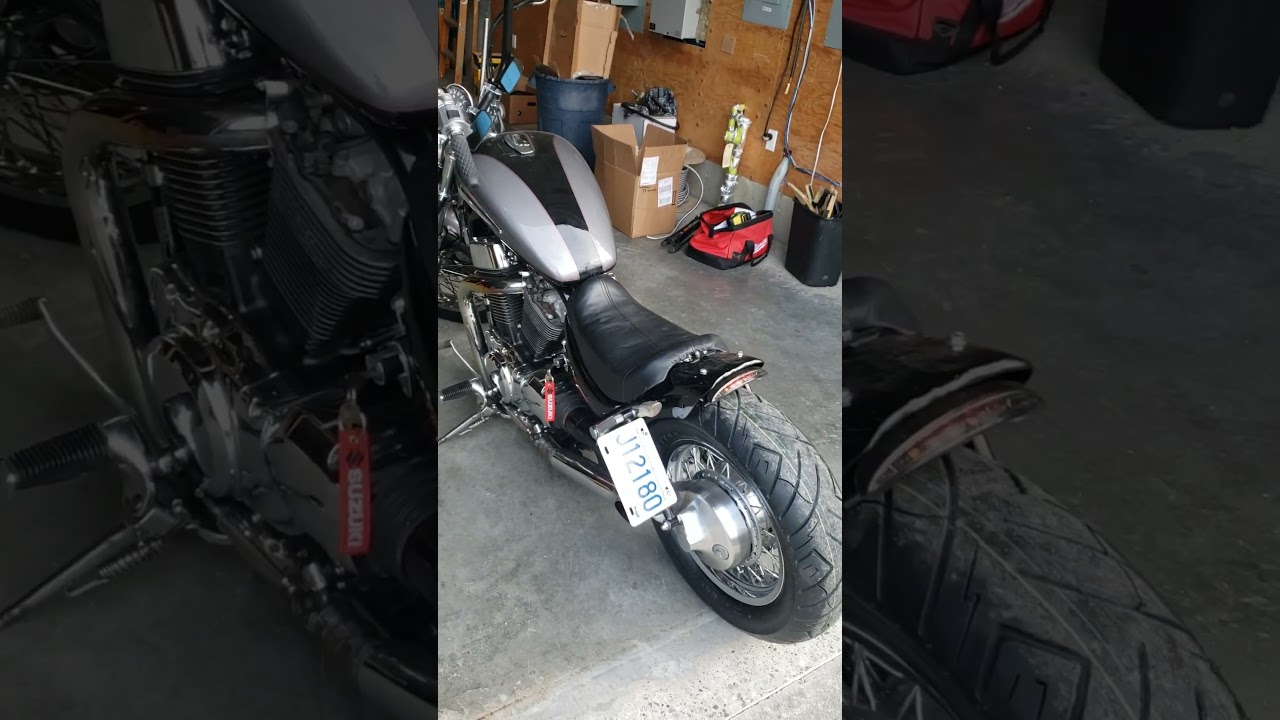 1999 Suzuki Intruder 1400 : Aftermarket exhaust!