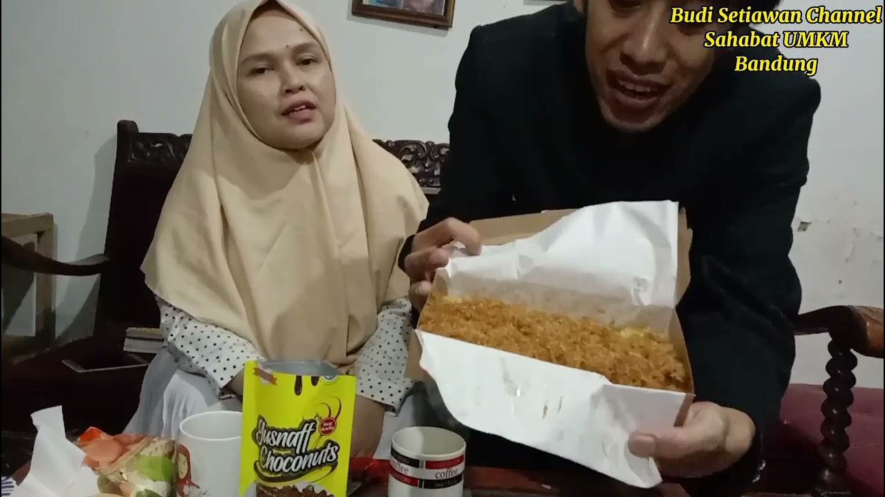 Oleh - Oleh Khas Bandung Dari UMKM Dapoer  Gusnaff Bandung Jawa Barat Indonesia.