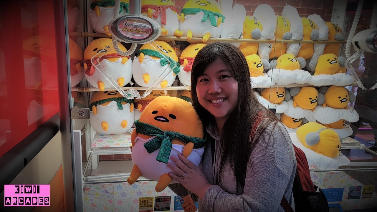 WE WON SO MANY UFO catcher prizes at Taito Station in Japan