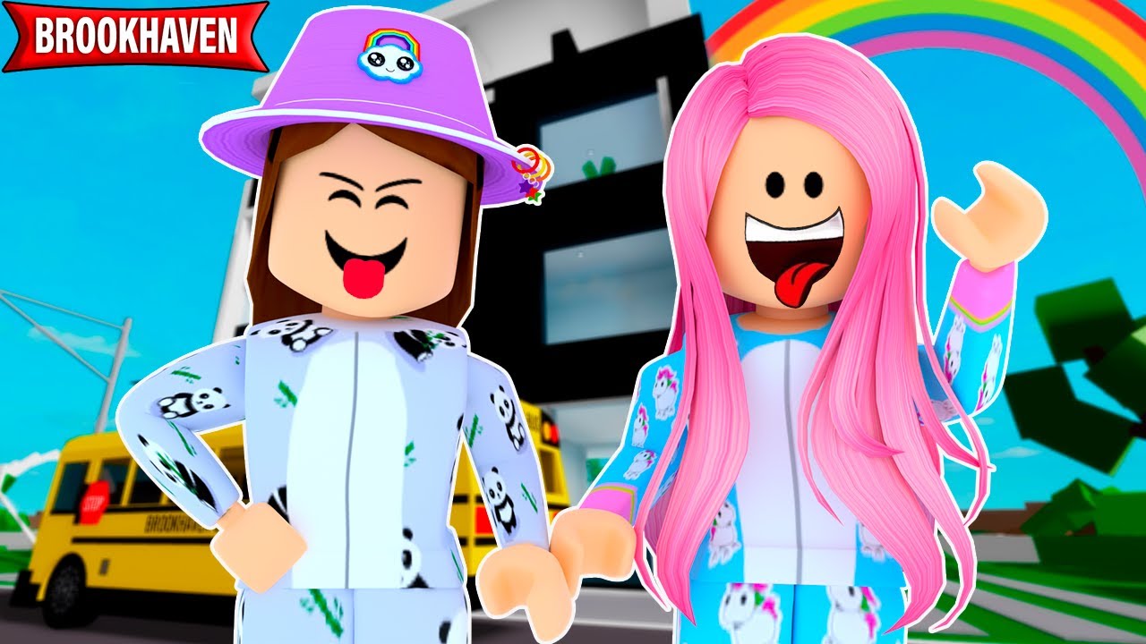 Roblox - NOSSO ÚLTIMO DIA DE AULA NO BROOKHAVEN (Festa do Pijama)