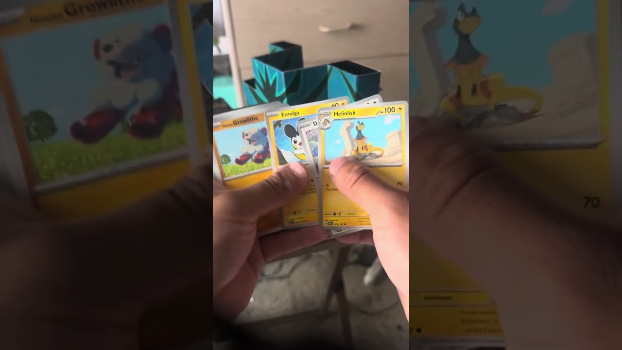 First Pokémon twilight Masquerade pack opening 