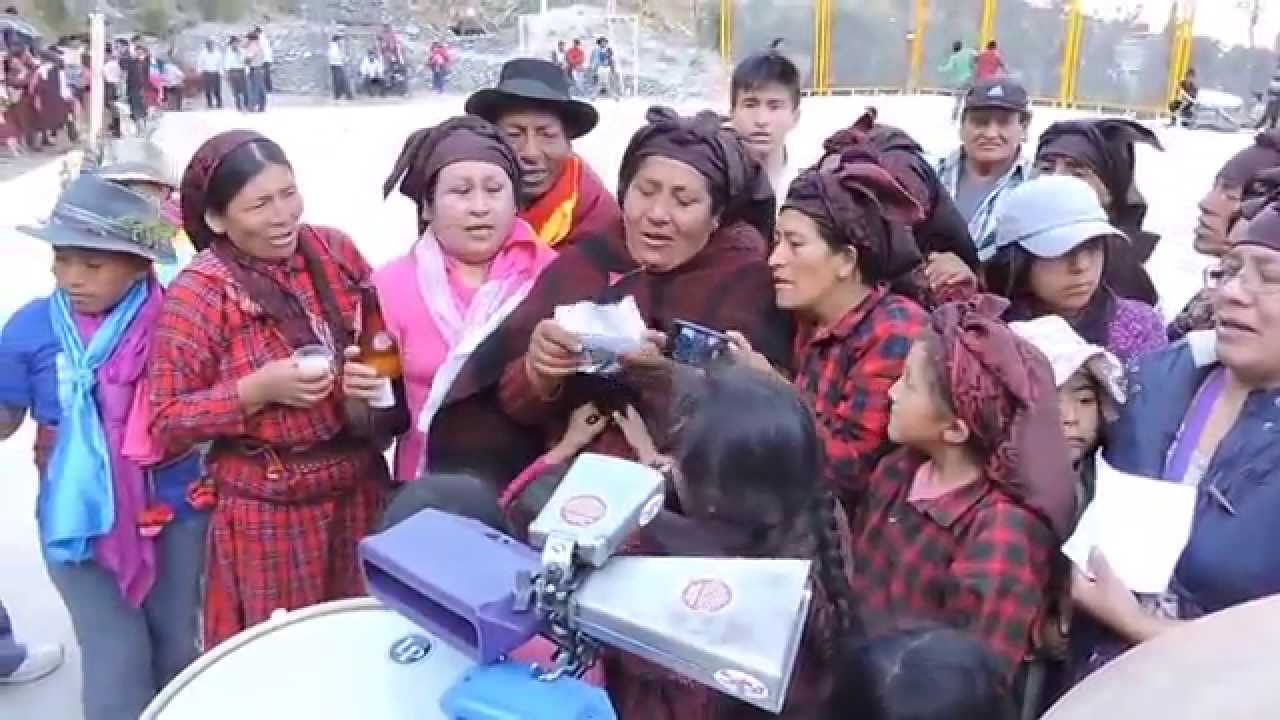 AIZA TUPE  Herranza en Caipán  agosto 2015