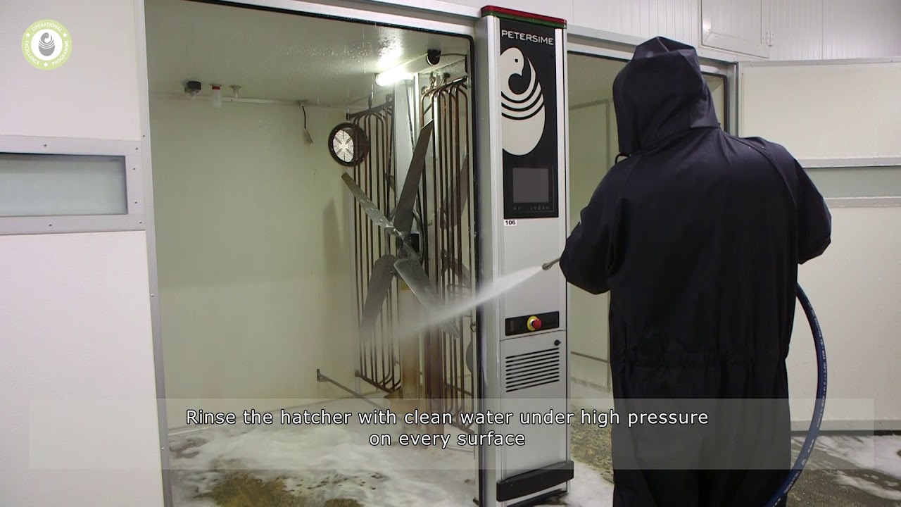 Cleaning a hatcher