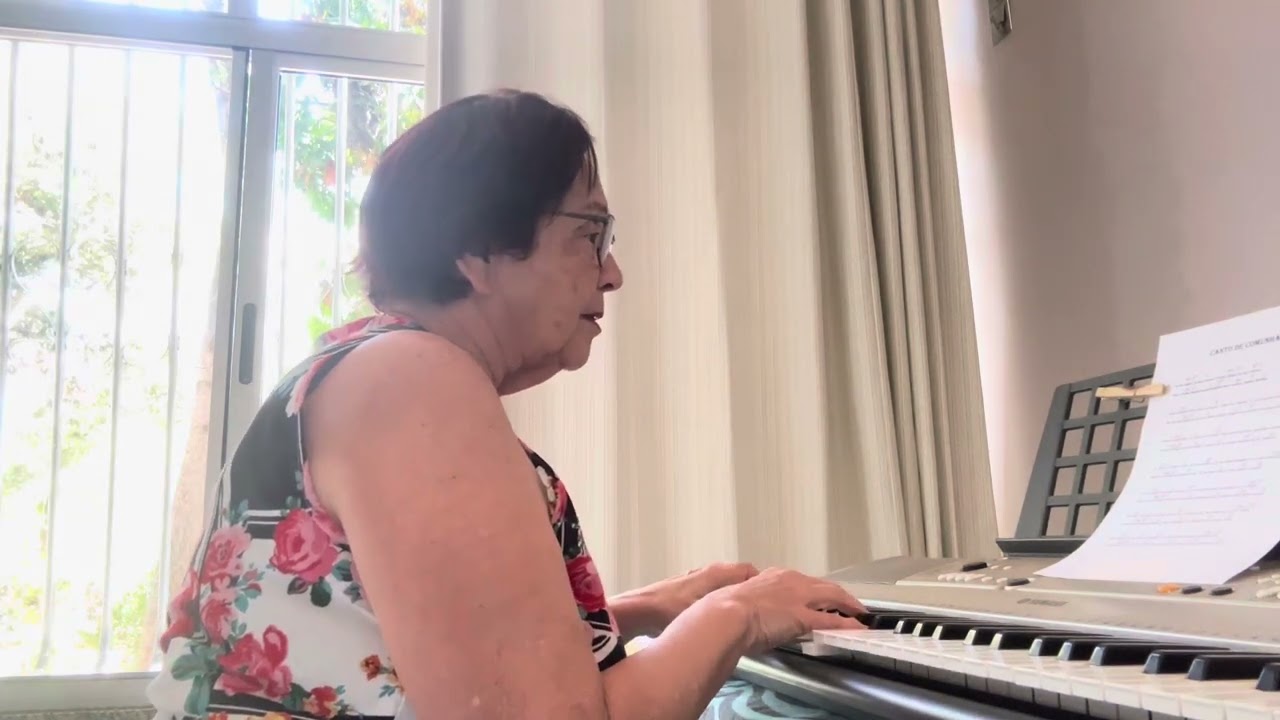 SANTA TEREZINHA - Missa comunhão  . L e M - Ir. Miria Kolling