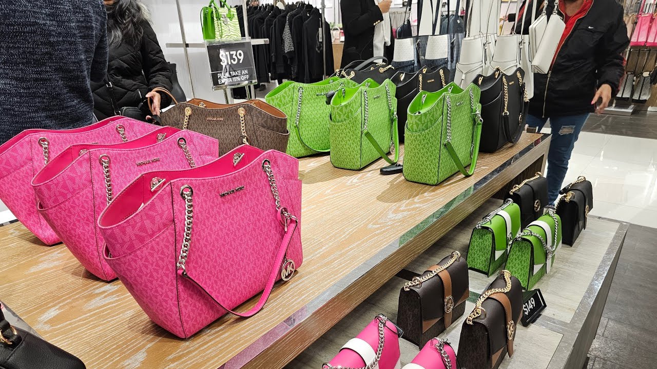 ❤️MICHAEL KORS OUTLET! UP TO 70% OFF PLUS 15% OFF MORE ENTIRE STORE~ BAGS~ WALLETS & MORE